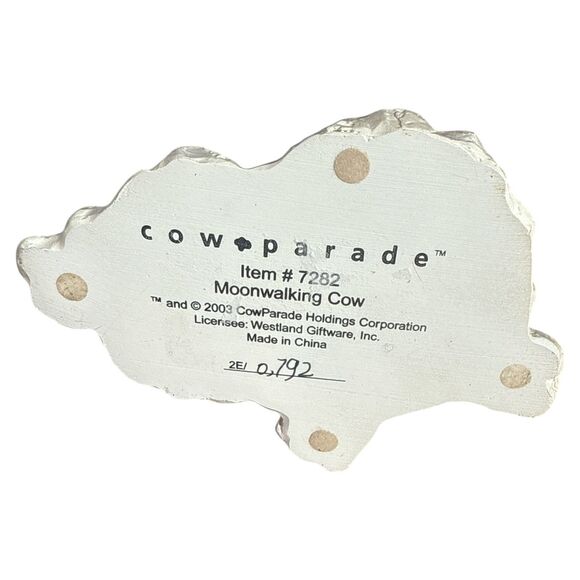 CowParade Moonwalking Cow #7282 Astronaut Figurine 2003 Houston We Have Landed - Picture 3 of 10
